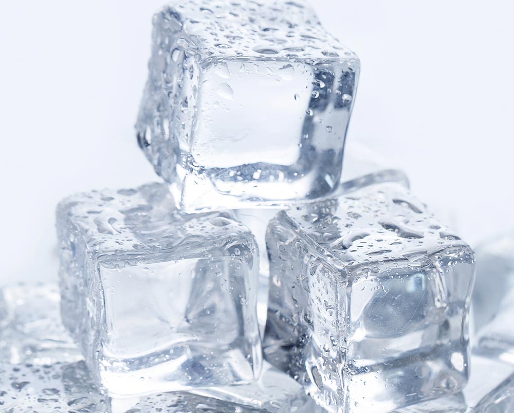 cold-water-therapy-ice-cubes